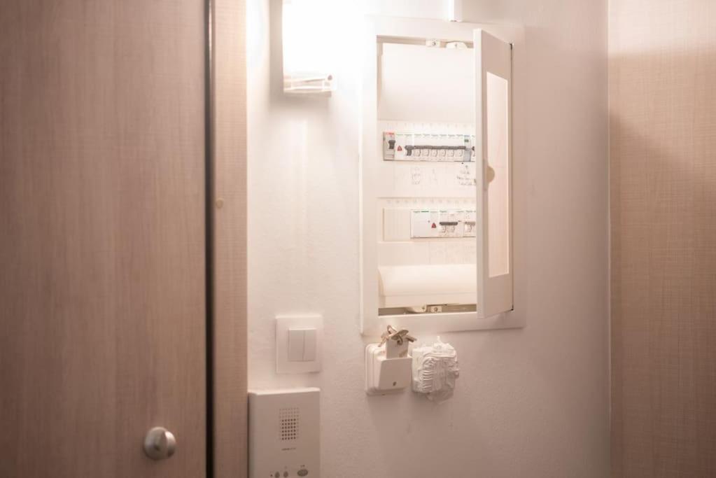 Elegant Athens Downtown Studio מראה חיצוני תמונה