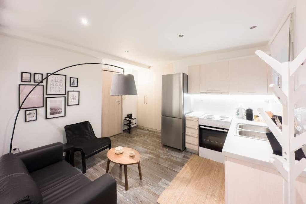 Elegant Athens Downtown Studio מראה חיצוני תמונה