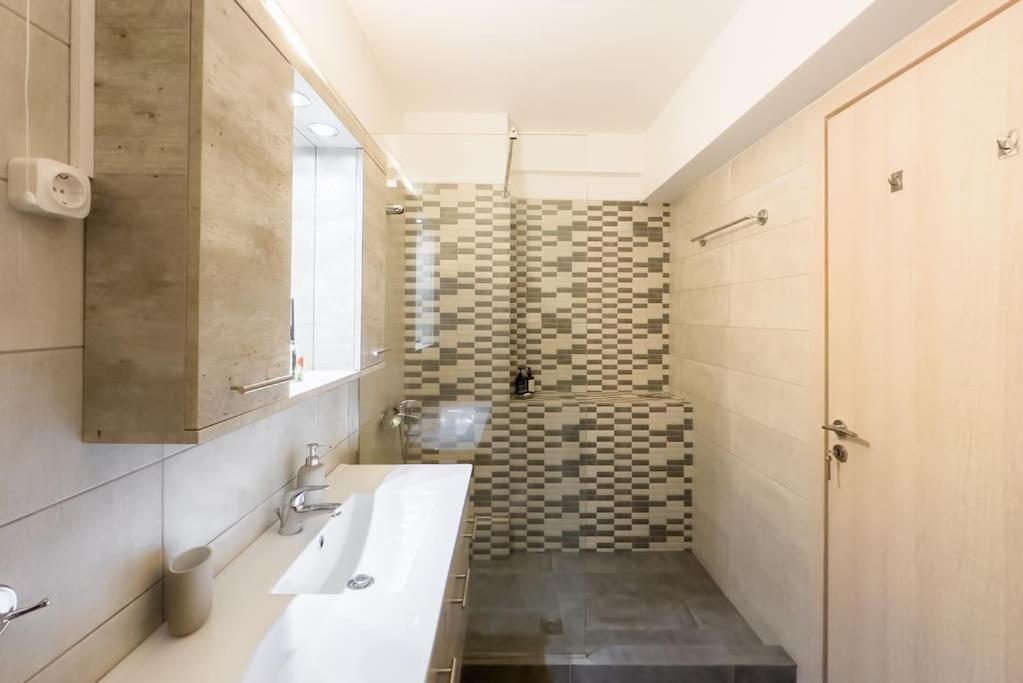Elegant Athens Downtown Studio מראה חיצוני תמונה